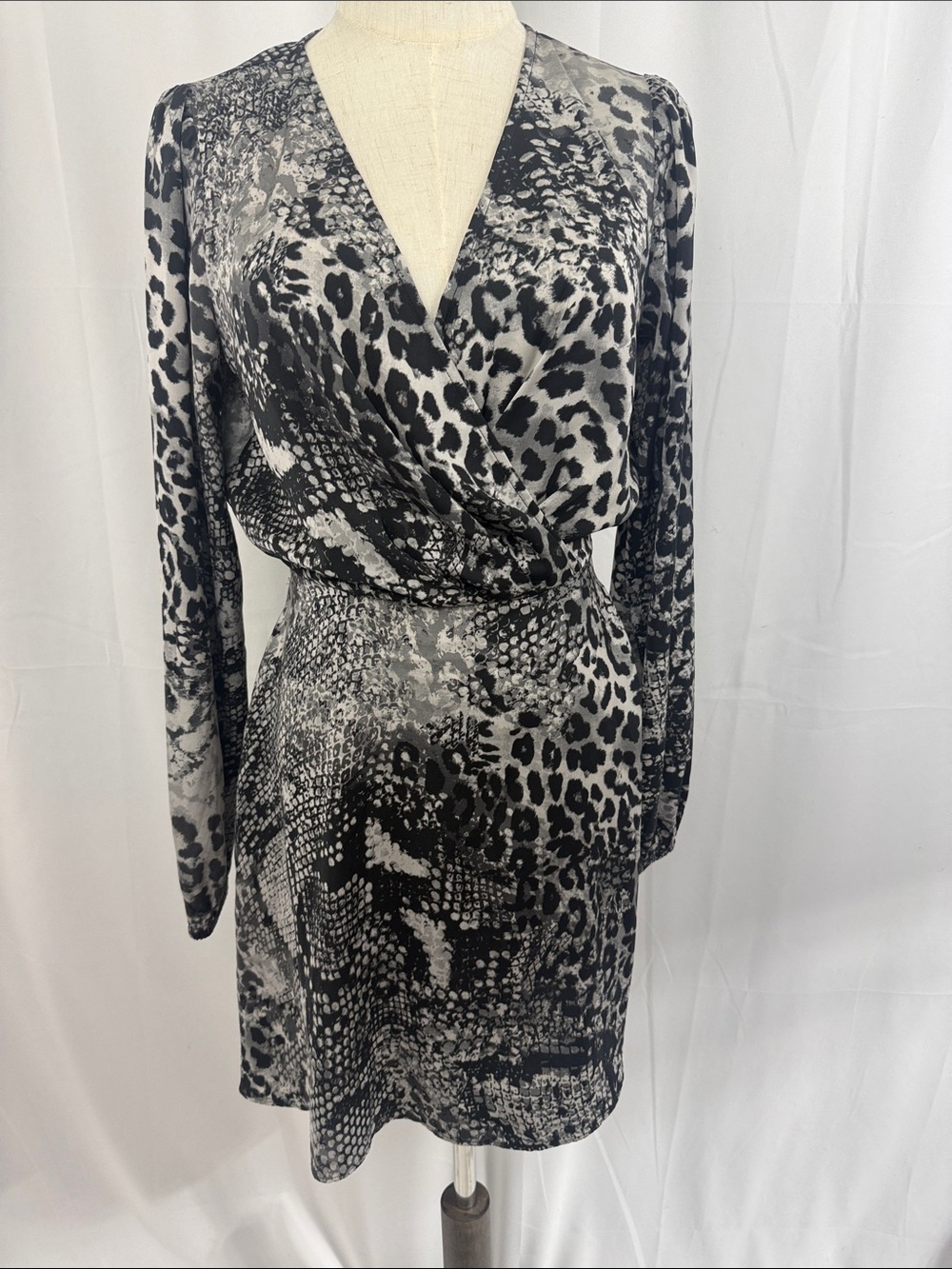 Express Black & Gray Animal-Print Long-Sleeve Wrap Dress